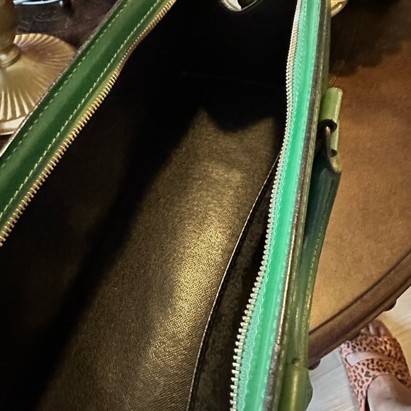 Louis Vuitton Epi 💚💚💚 - Picture 8 of 12
